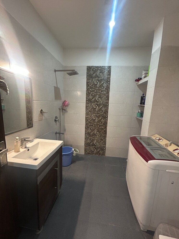 Master Bedroom, dlf-city-phase-iv 3 Bedroom 1500 Sq.Ft. Apartment In Dlf Phase iv Gurgaon 8854548