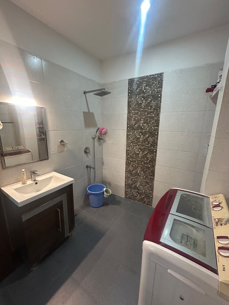 undefined, dlf-city-phase-iv 3 Bedroom 1500 Sq.Ft. Apartment In Dlf Phase iv Gurgaon 8854548