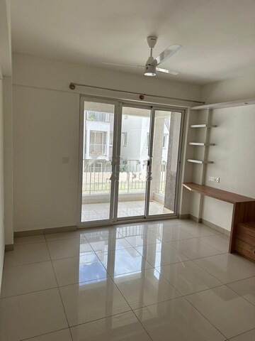 Room in 3 BHK Apartment at Godrej Eternity, Kanakapura Road – for Rent