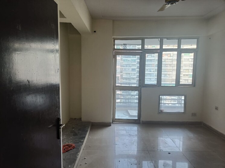 Room, gh-7-crossings-republik 3 Bedroom 1725 Sq.Ft. Apartment In Vijay Nagar Ghaziabad 8854636
