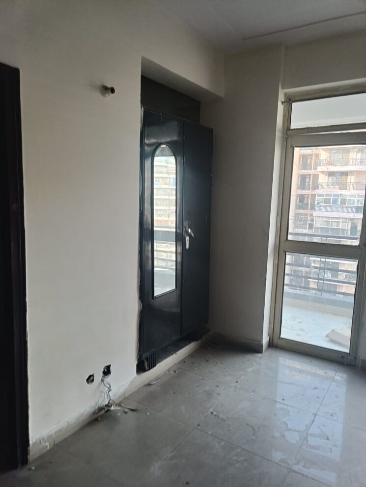 Room, gh-7-crossings-republik 3 Bedroom 1725 Sq.Ft. Apartment In Vijay Nagar Ghaziabad 8854636