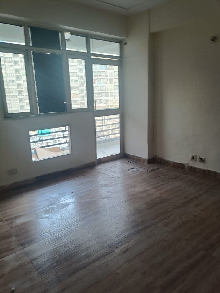 Room, gh-7-crossings-republik 3 Bedroom 1725 Sq.Ft. Apartment In Vijay Nagar Ghaziabad 8854636