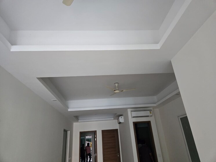 undefined, uchdpl-veridia-oakwood-enclave 4 Bedroom 2385 Sq.Ft. Apartment In Wave City Ghaziabad 8854707