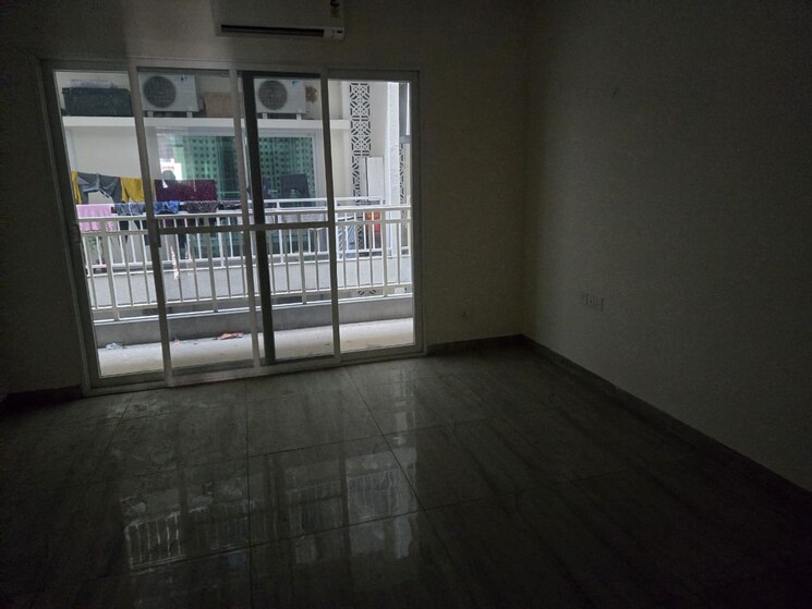 Room, uchdpl-veridia-oakwood-enclave 4 Bedroom 2385 Sq.Ft. Apartment In Wave City Ghaziabad 8854707