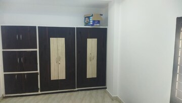 Room in 5 BHK Independent House at Saidabad – for Sale