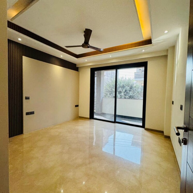 Room, uppal-southend 3 Bedroom 251 Sq.Yd. Builder Floor In Sector 49 Gurgaon 8854752