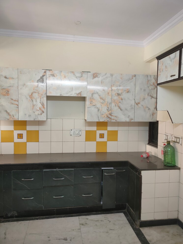 Kitchen, the-bhagwati-cghs 3.5 Bedroom 1800 Sq.Ft. Apartment In Sector 22 Dwarka Delhi 8854829
