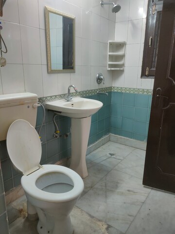 Bathroom in 3.5 BHK Apartment at The Bhagwati CGHS, Sector 22 Dwarka – for Rent