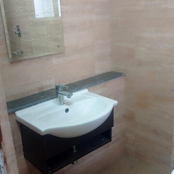 Bathroom in 2 BHK Apartment at Viridian Plaza 106 Phase 2, Sector 106 – for Sale