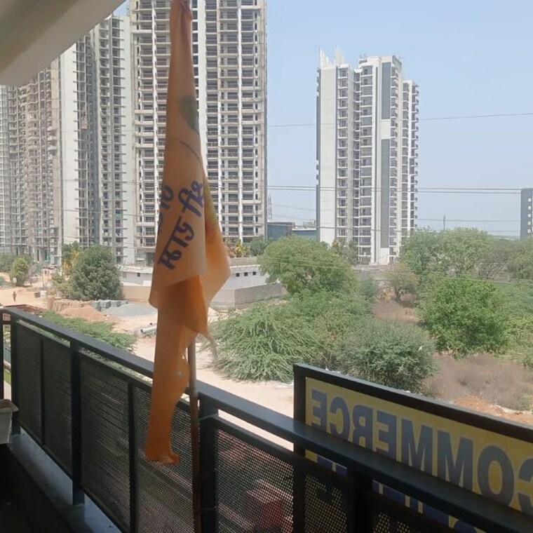 Balcony, viridian-plaza-106-phase-2 2 Bedroom 1150 Sq.Ft. Apartment In Sector 106 Gurgaon 8854803