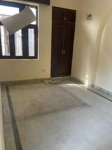 Room in 2 BHK Apartment at Gaur City-2, Gaur City 2 – for Sale