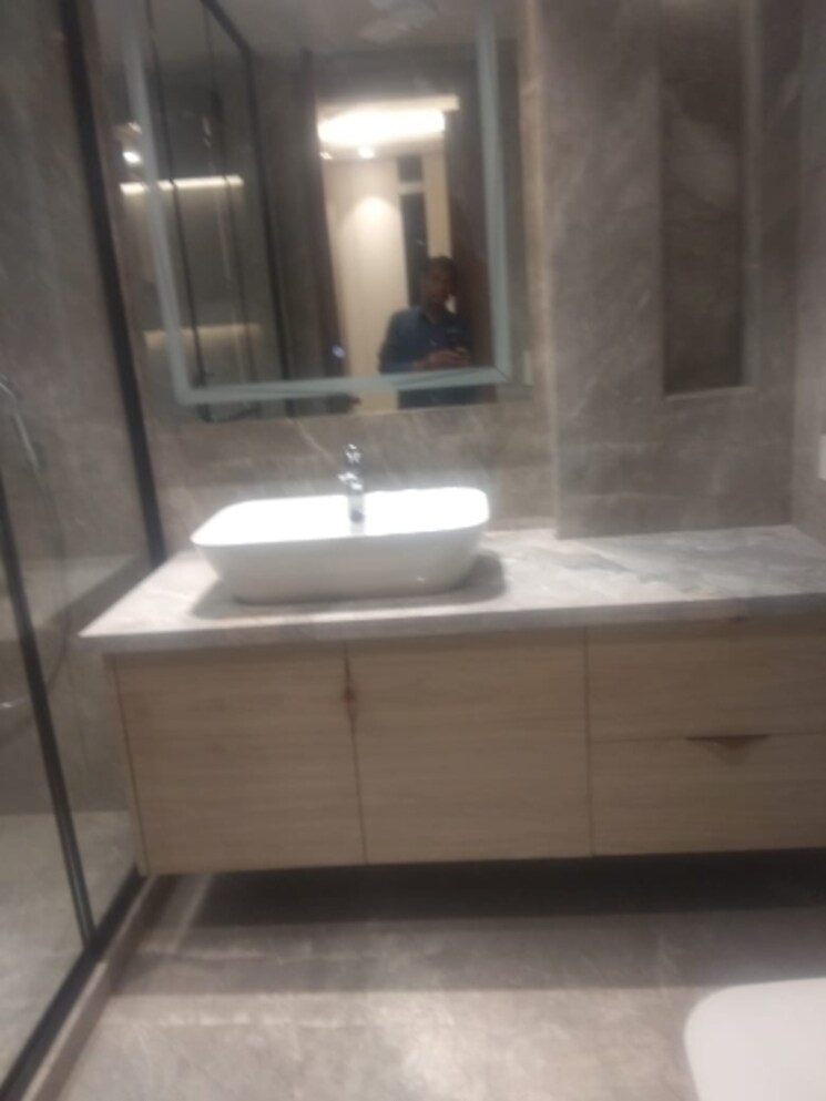 Bathroom, new friends colony 6+ Bedroom 500 Sq.Yd. Independent House In New Friends Colony Delhi 8854823