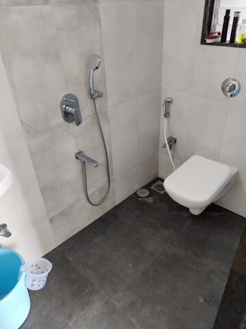 Bathroom in  Pg at Malad East – for Rent