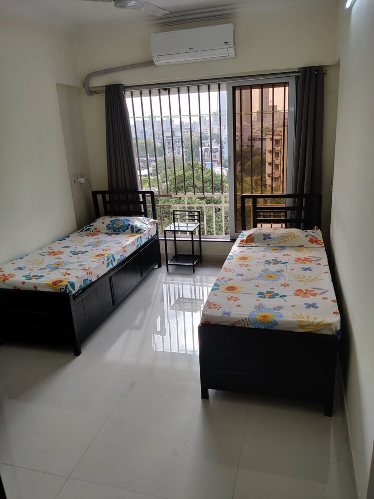 Room, malad east Pg For Girls In Malad East 8854865