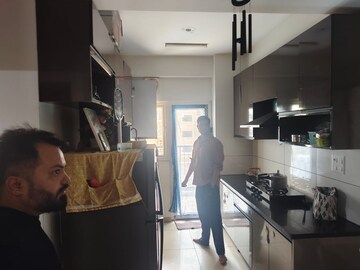 Master Bedroom in 2 BHK Apartment at Gulshan Botnia, Sector 144 – for Rent