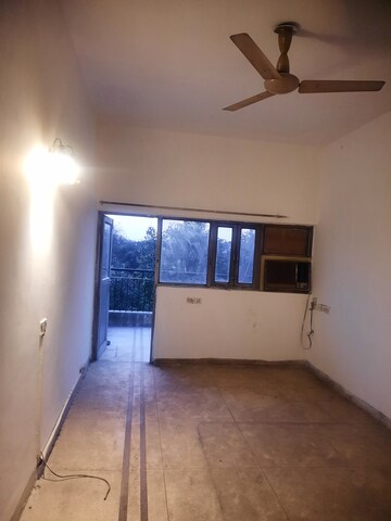 Furnished Amenities in 3 BHK Builder Floor at Alaknanda – for Rent