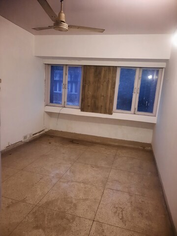 Room in 3 BHK Builder Floor at Alaknanda – for Rent