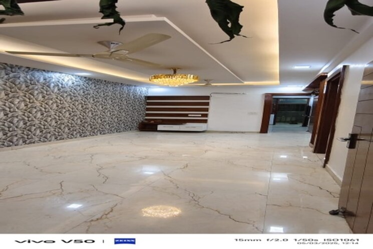  Parking, faridabad central 3 Bedroom 1600 Sq.Ft. Builder Floor In Faridabad Central Faridabad 8855038