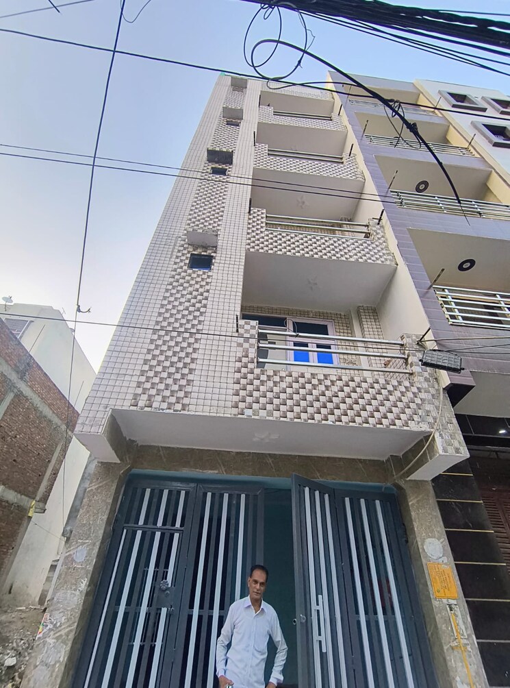 Exterior View, ranaji enclave 2 Bedroom 52 Sq.Yd. Builder Floor In Ranaji Enclave Delhi 8855099