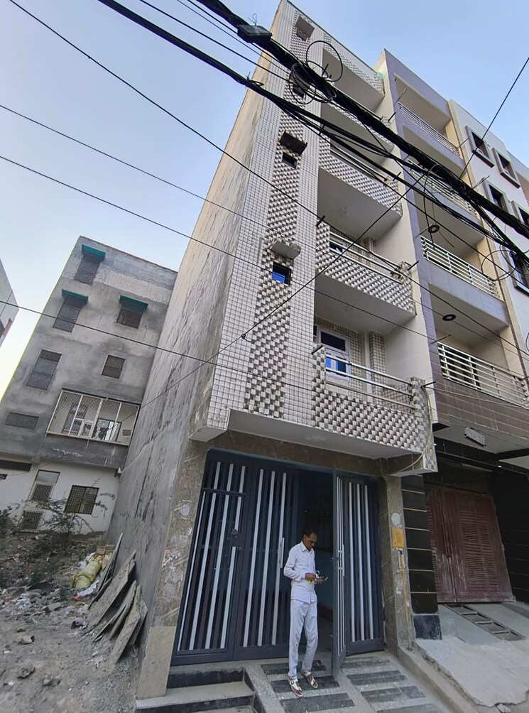 Exterior View, ranaji enclave 2 Bedroom 52 Sq.Yd. Builder Floor In Ranaji Enclave Delhi 8855099