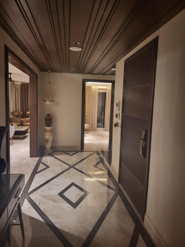 undefined, south city 1 5 Bedroom 4500 Sq.Ft. Independent House In South City 1 Gurgaon 8855094