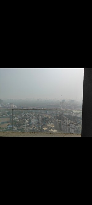 Room in 4 BHK Apartment at MJ 81 Aureate, Bandra West – for Sale