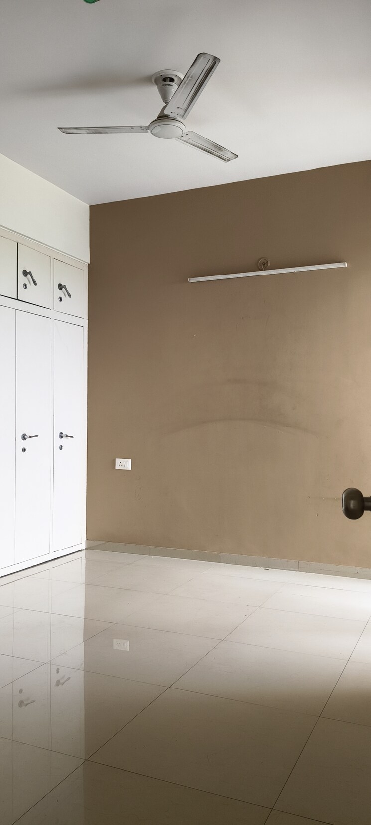 Room, prateek-grand-carnesia 3 Bedroom 870 Sq.Ft. Apartment In Siddharth Vihar Ghaziabad 8855182