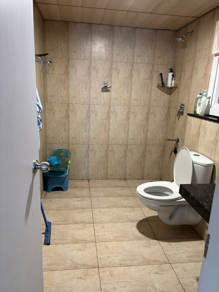 Bathroom, prestige-high-fields 2 Bedroom 892 Sq.Ft. Apartment In Gachibowli Hyderabad 8855177