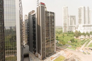  Office Space – Exterior View View at Splendor Spectrum One, Sector 58 - for Rent