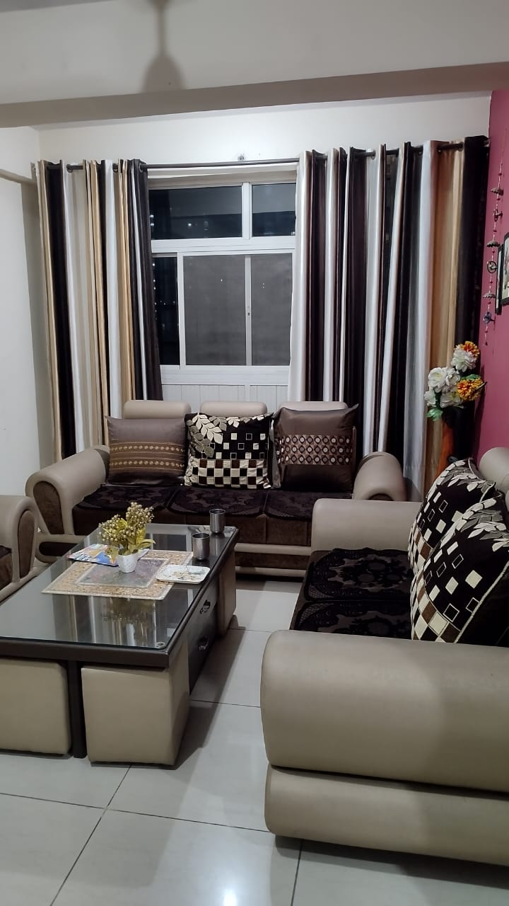 2 BHK Apartment For Sale in Crossing Republik