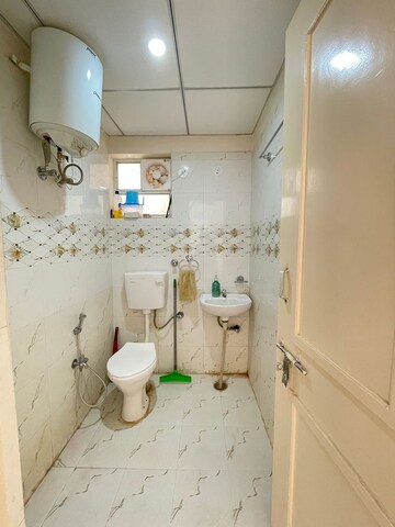 Bathroom in 2 BHK Builder Floor at Gandhi Path – for Rent