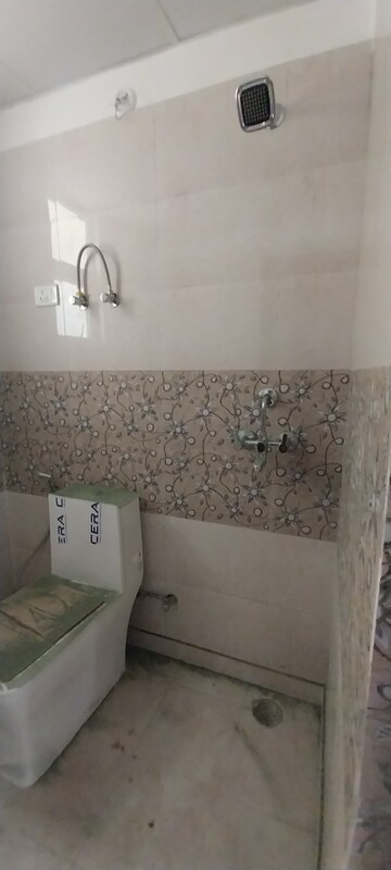 Bathroom in 2.5 BHK Apartment at Aditya Park Town, Mahurali – for Rent
