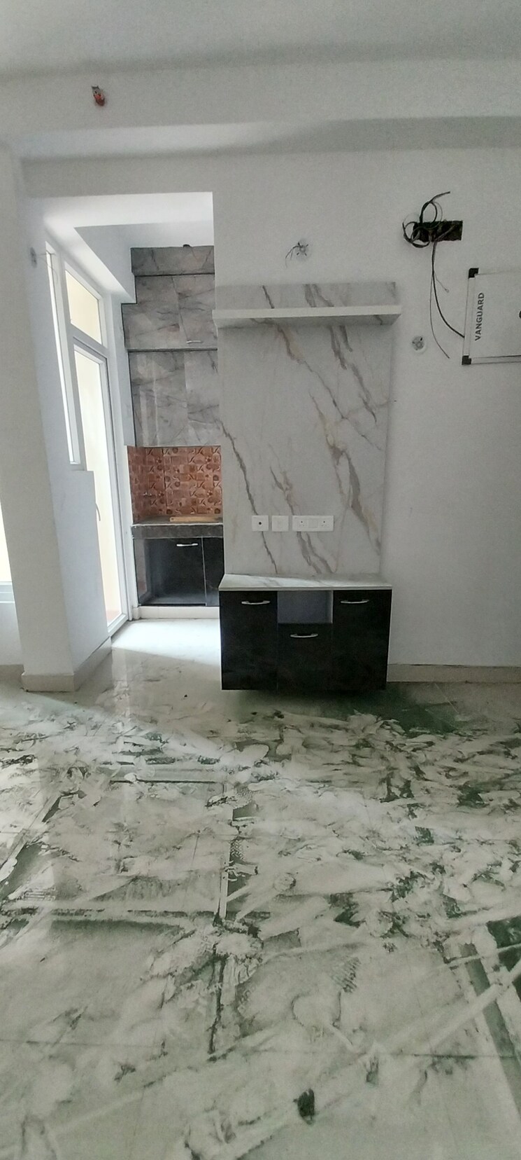 Kitchen, aditya-park-town 2.5 Bedroom 950 Sq.Ft. Apartment In Mahurali Ghaziabad 8855356