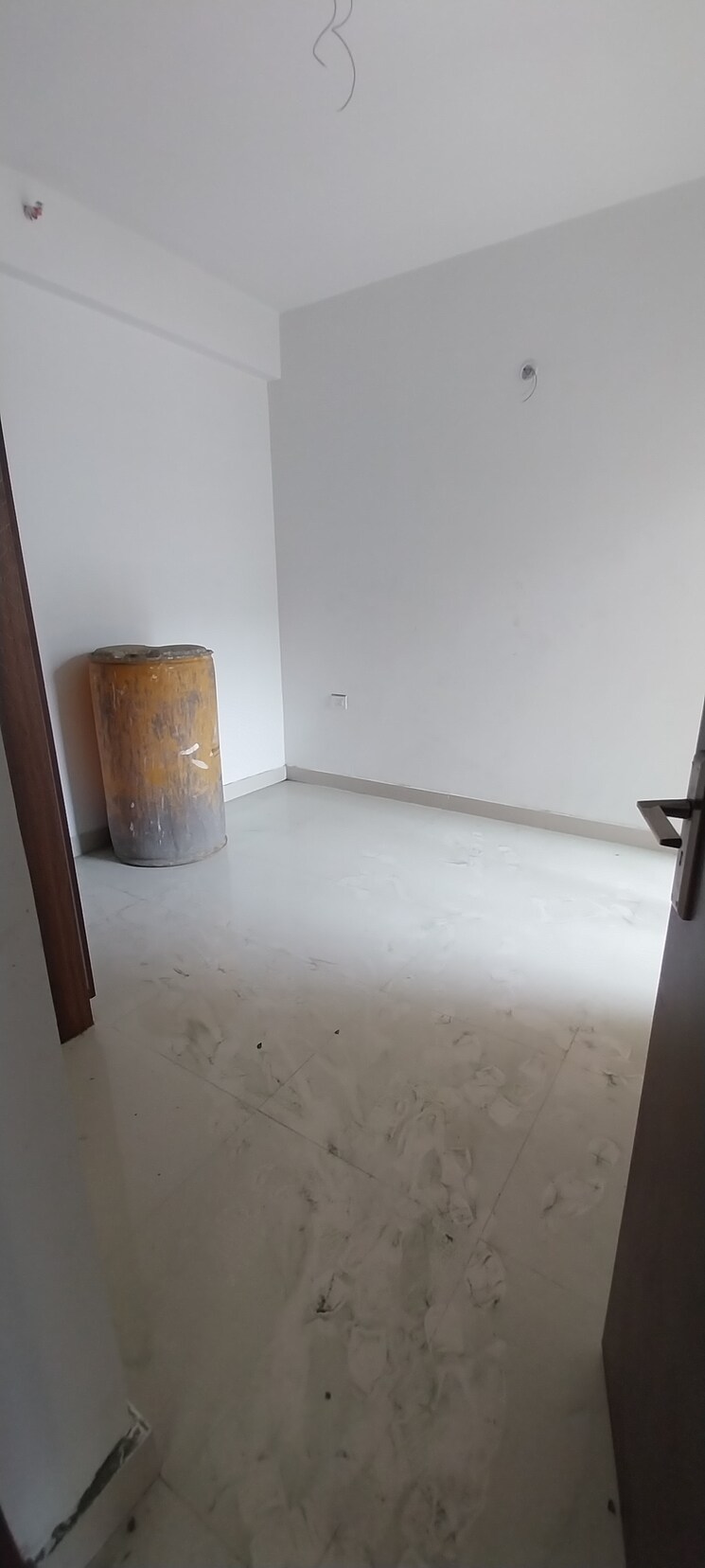 undefined, aditya-park-town 2.5 Bedroom 950 Sq.Ft. Apartment In Mahurali Ghaziabad 8855356