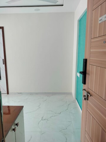 Room in 1 BHK Apartment at Lodha Panacea 1, Dombivli East – for Rent