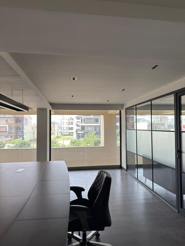  Shop For Rent in Sector 66