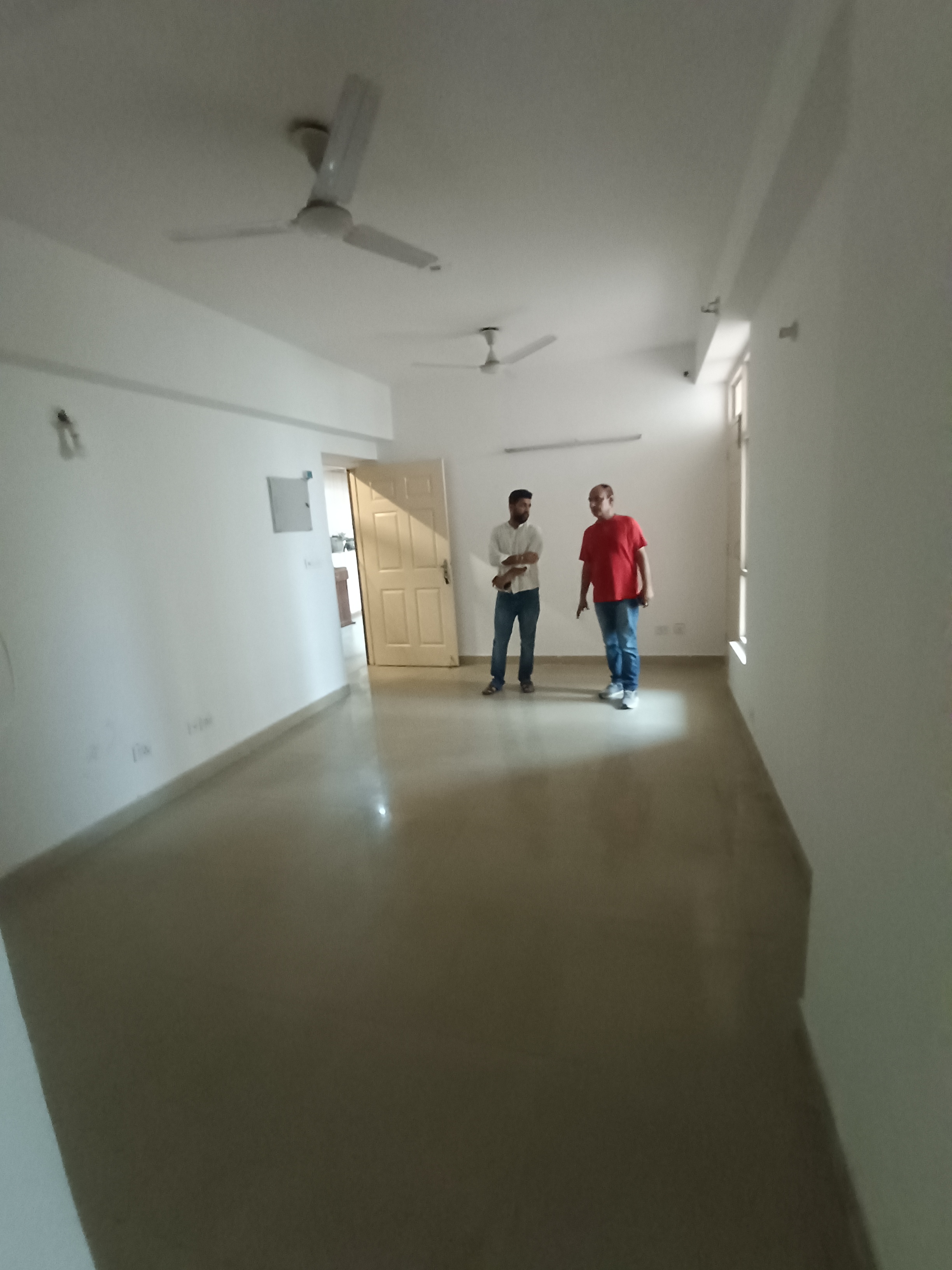 2 BHK + Study Room 1260 Sq.Ft. Apartment in Supertech The Romano