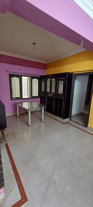 Room in 2 BHK Apartment at Kondapur – for Sale