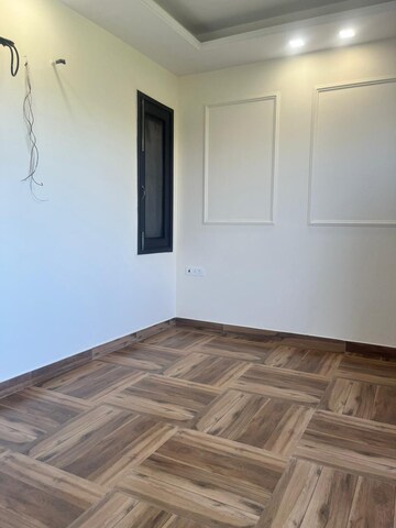 Room in 2 BHK Builder Floor at Malviya Nagar – for Rent