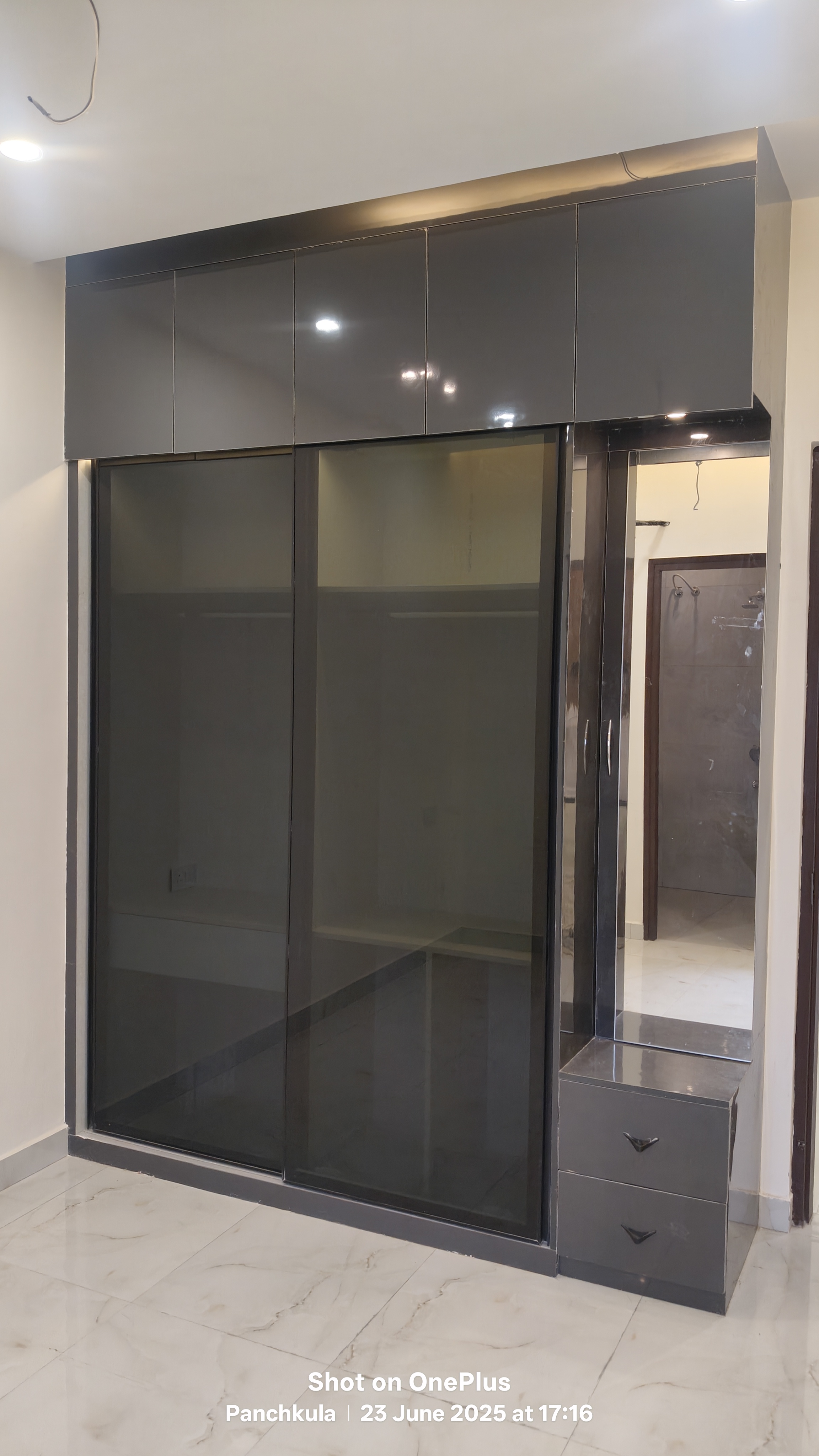 4 BHK + Servant Room Villa For Sale in D R Estate 