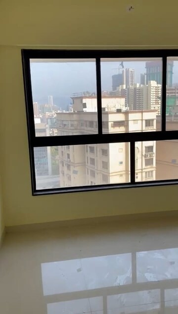 Room in 2 BHK Apartment at Lotus Sky Garden, Malad West – for Rent