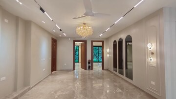 Room in 4 BHK Builder Floor at Sector 14 – for Sale