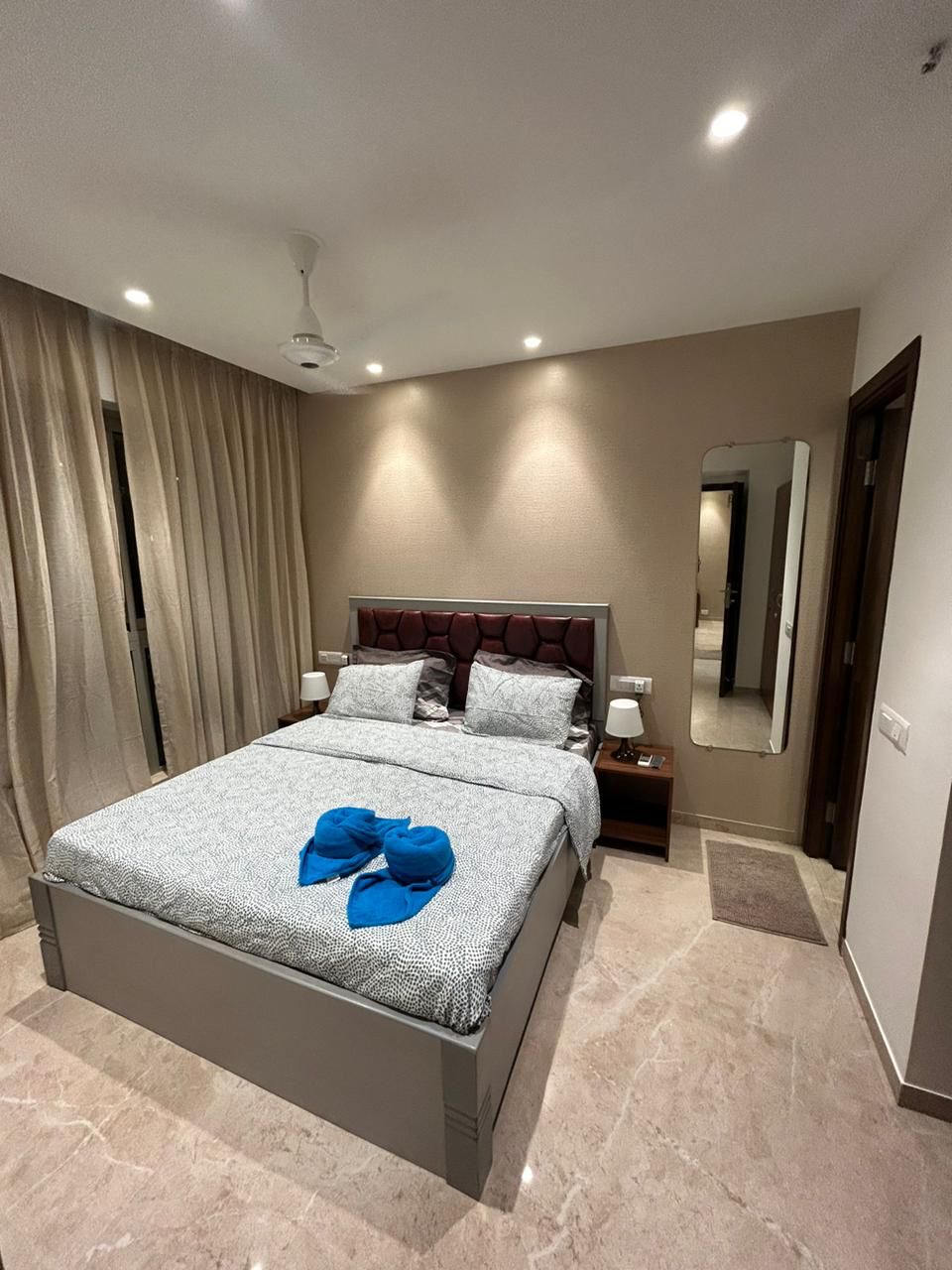 2 BHK Apartment For Rent in Hiranandani Highland