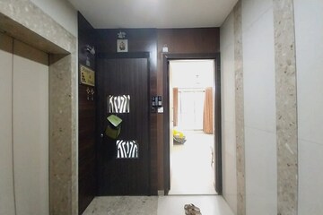 Building Lobby in 2.5 BHK Apartment at Kalpataru Aura, Ghatkopar West – for Sale