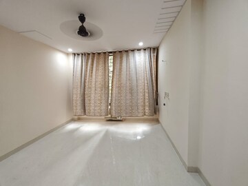 Room in 2 BHK Apartment at Balmurali CHS, Chembur – for Rent