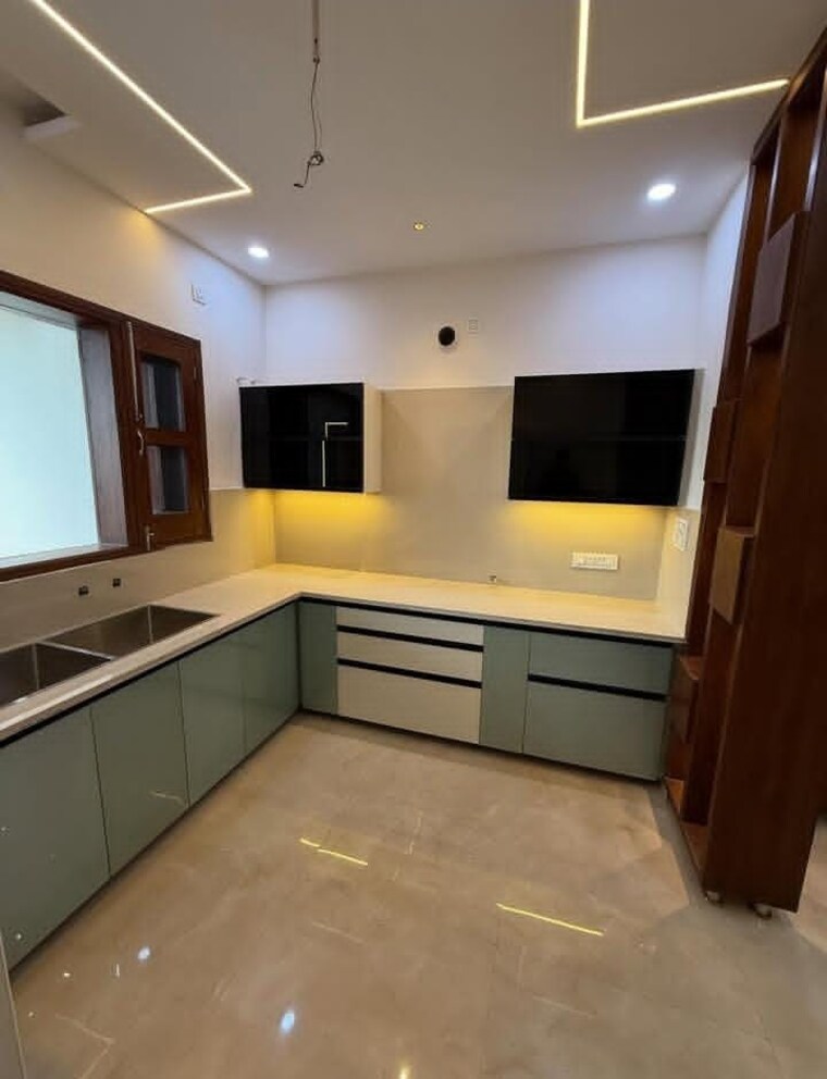 Kitchen, sector 33 3 Bedroom 3150 Sq.Ft. Builder Floor In Sector 33 Faridabad 8855671