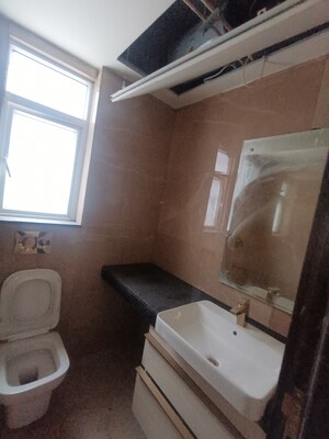Bathroom in 3 BHK Builder Floor at Smart World Orchard, Sector 61 – for Sale