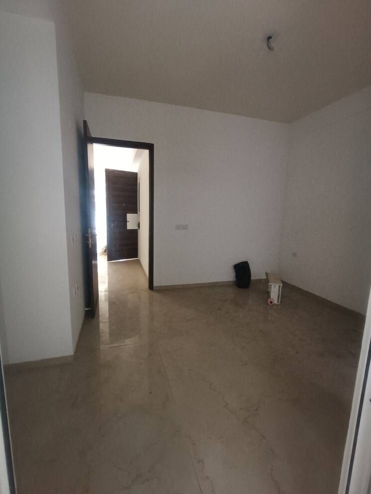 Room, smart-world-orchard 3 Bedroom 1695 Sq.Ft. Builder Floor In Sector 61 Gurgaon 8855827