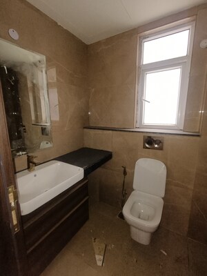 Bathroom in 3 BHK Builder Floor at Smart World Orchard, Sector 61 – for Sale