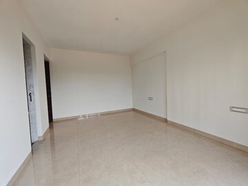 Room in 4 BHK Apartment at Chembur – for Sale